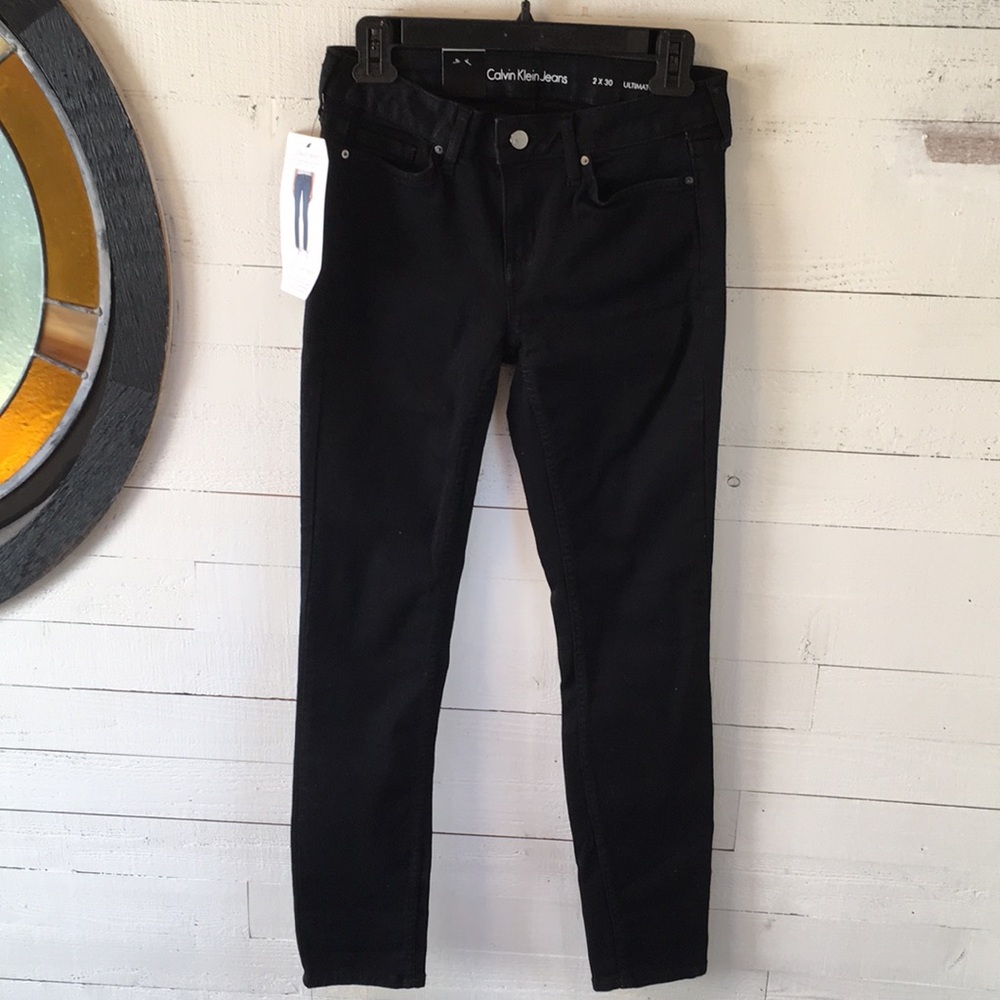 NWT Calvin Klein Black Skinny Jeans
